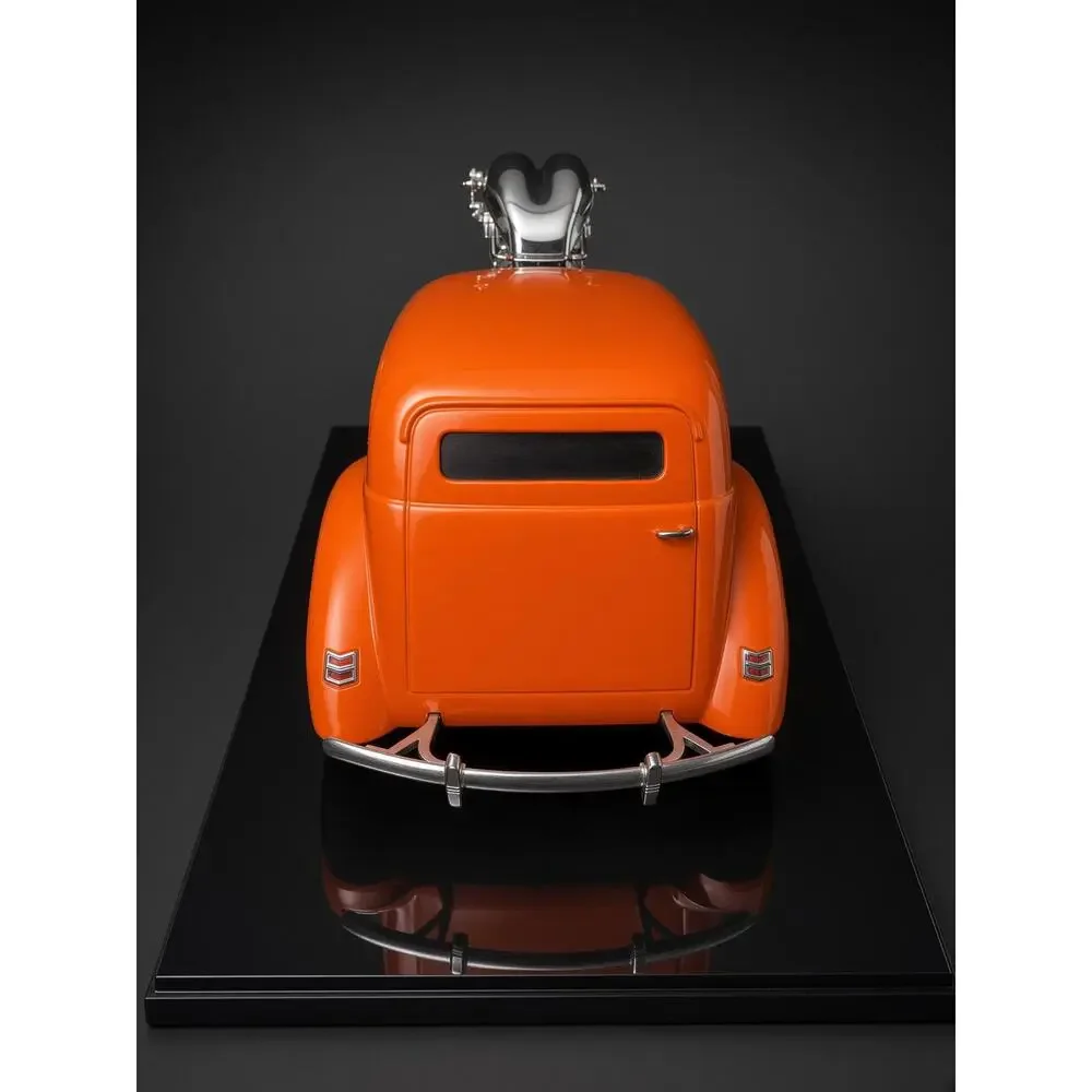 Muscle Machines 1940 Ford Sedan Delivery Orange 1:18 Diecast Blown Custom Pan